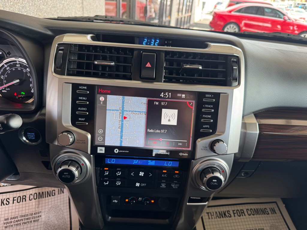 2022 Toyota 4Runner Image 15