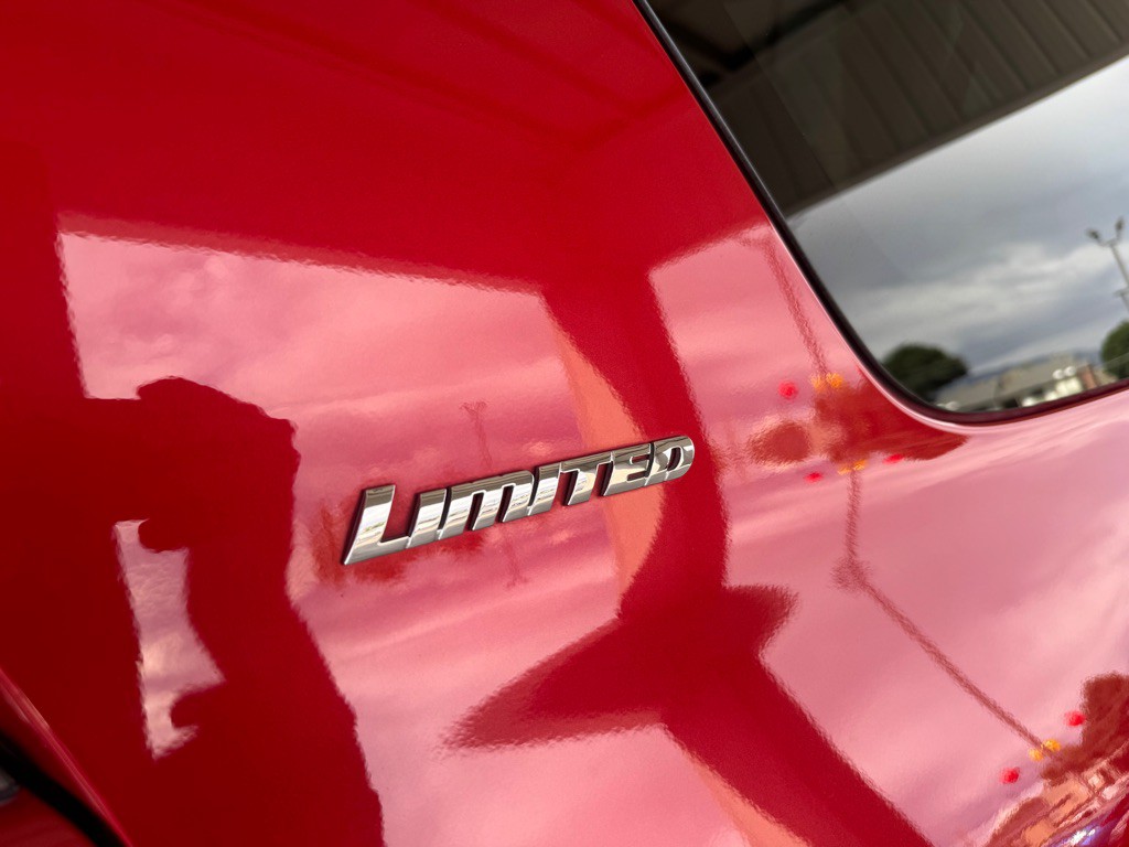 2022 Toyota 4Runner Image 36