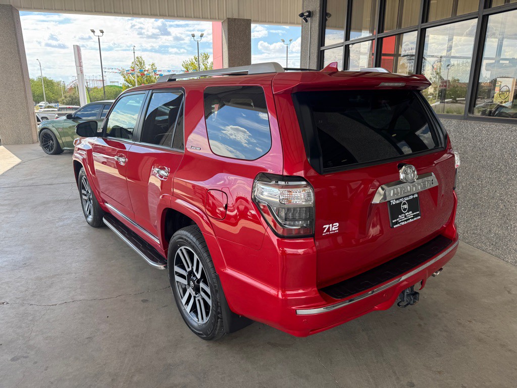 2022 Toyota 4Runner Image 37