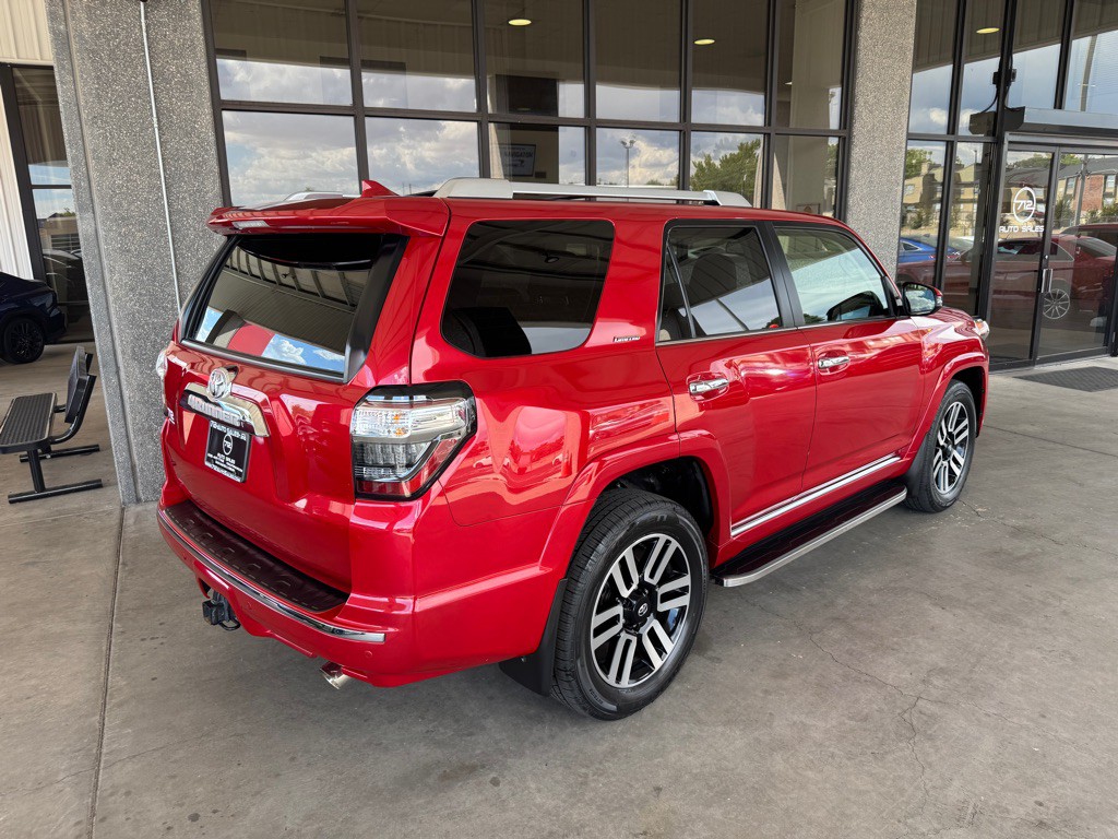 2022 Toyota 4Runner Image 41