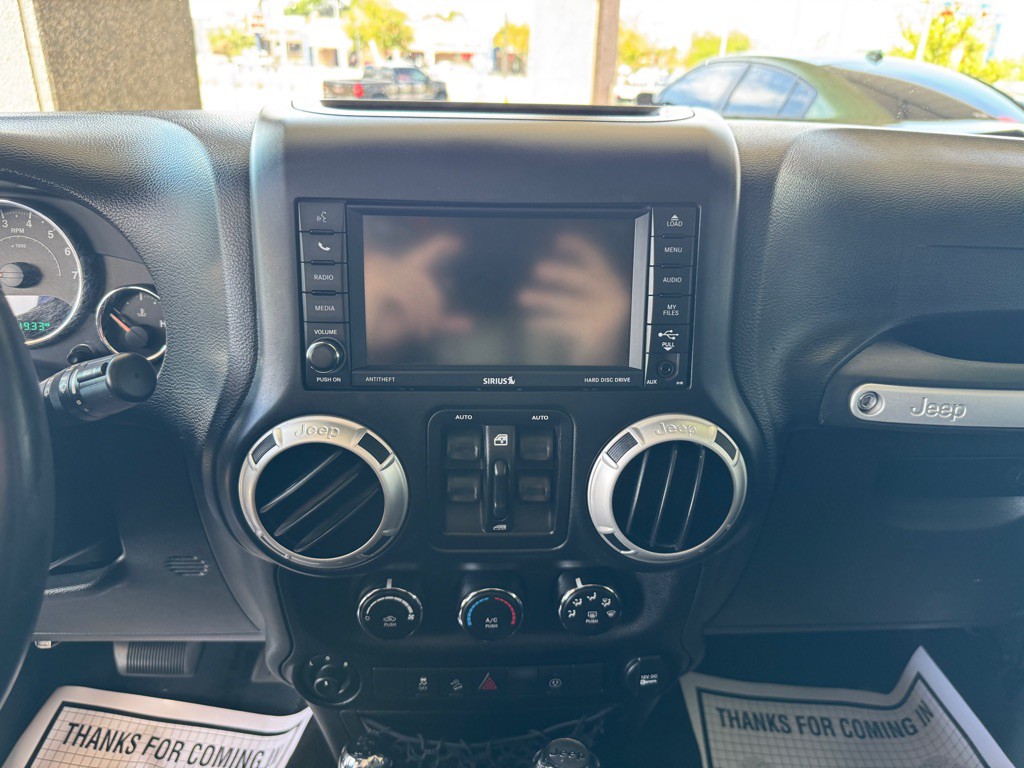 2017 Jeep Wrangler Unlimited Image 11