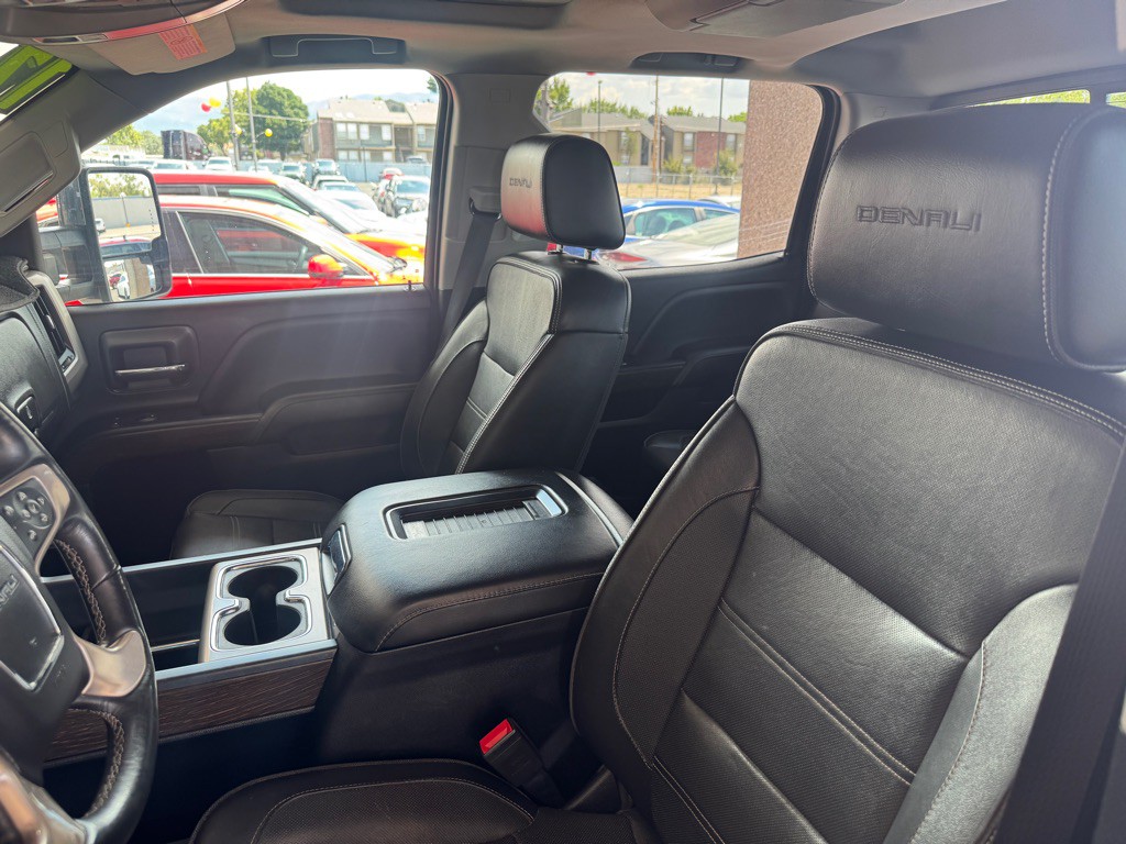 2017 GMC Sierra Image 8