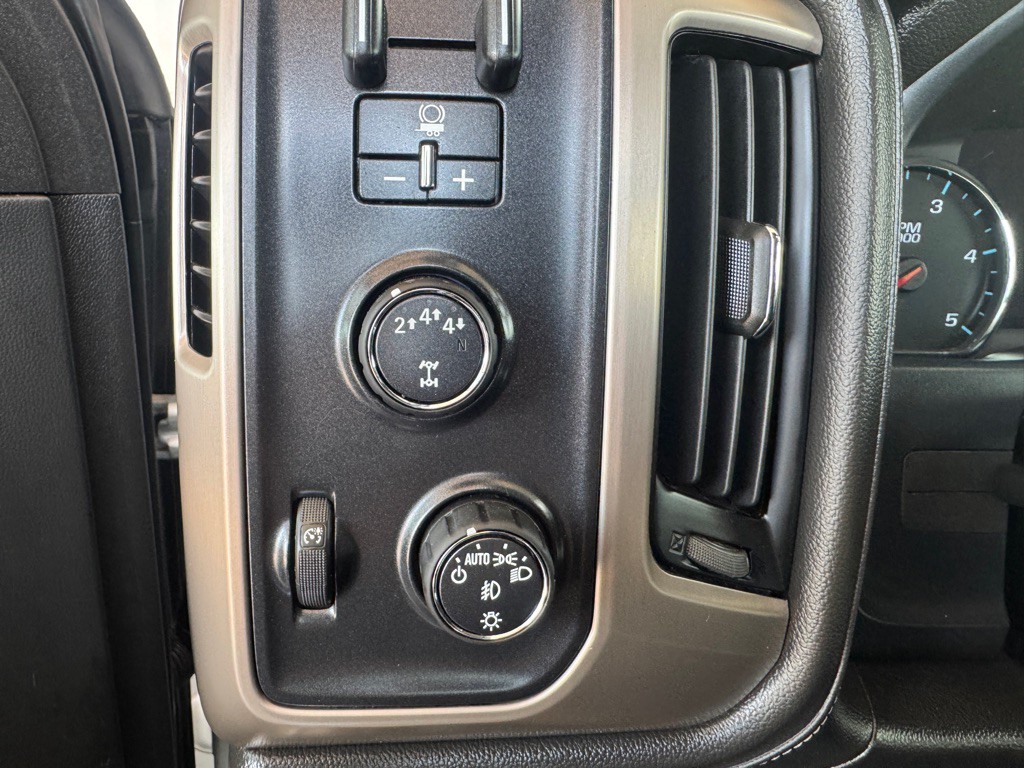2017 GMC Sierra Image 9
