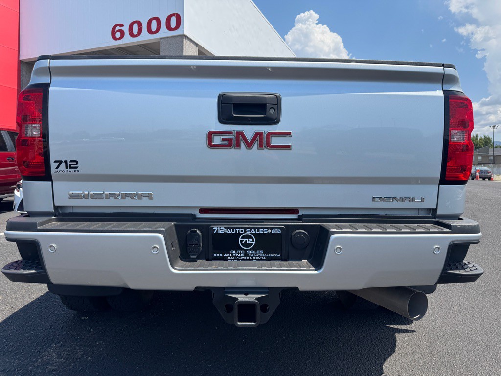2017 GMC Sierra Image 43
