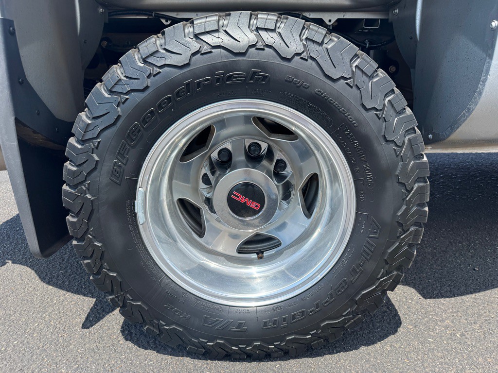 2017 GMC Sierra Image 52