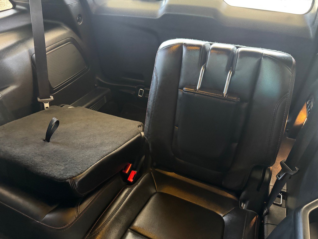 2017 Ford Explorer Image 18