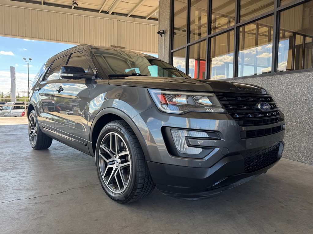 2017 Ford Explorer Image 40