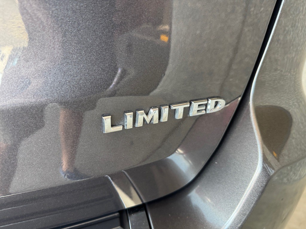 2021 Jeep Grand Cherokee Image 34