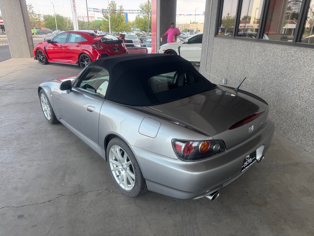 2005 Honda S2000 Image 27