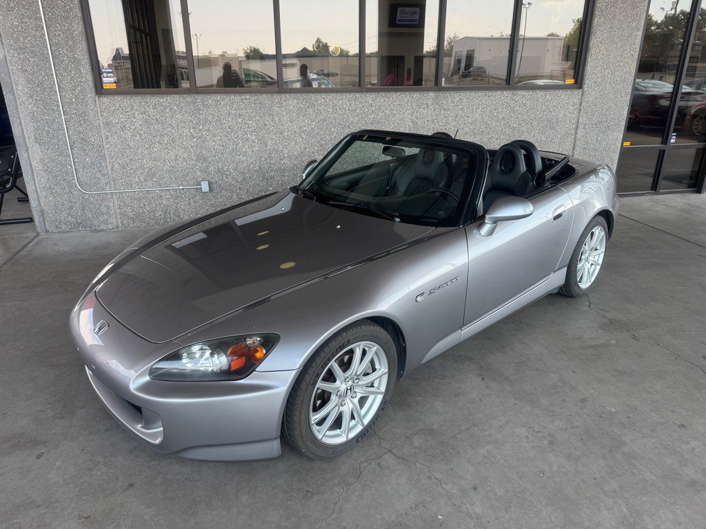 2005 Honda S2000 Image 32