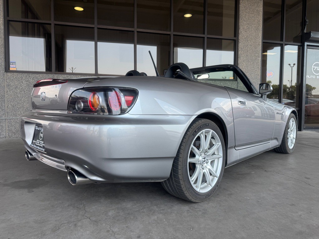 2005 Honda S2000 Image 38