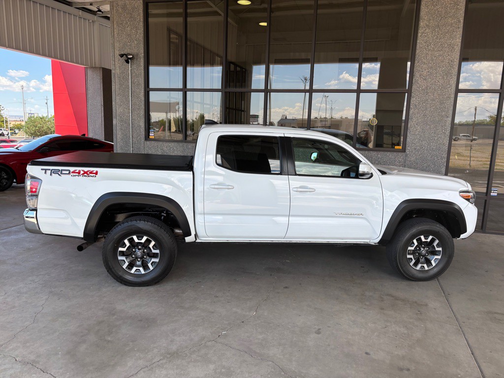 2022 Toyota Tacoma Image 3