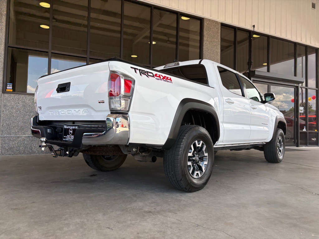 2022 Toyota Tacoma Image 44
