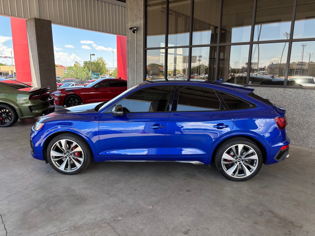 2021 Audi Q5 Image 2