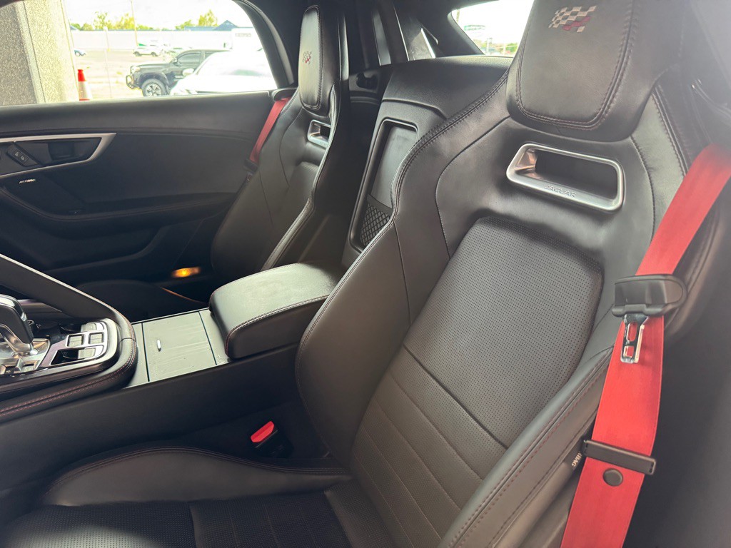 2020 Jaguar F-TYPE Image 7