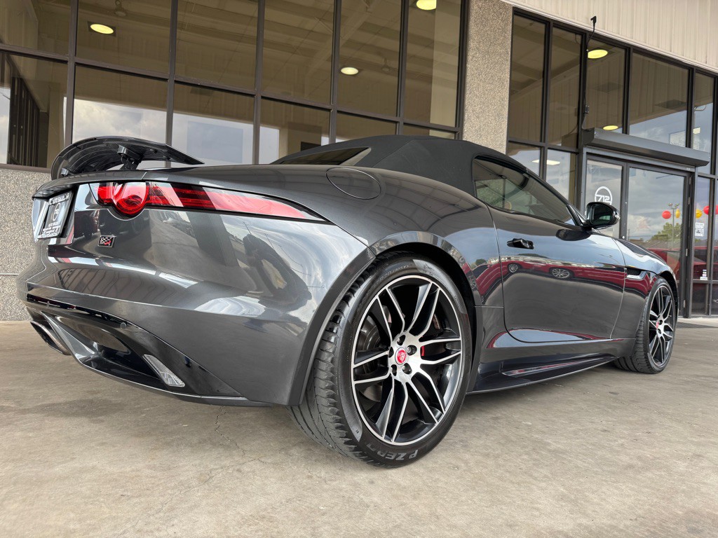 2020 Jaguar F-TYPE Image 33