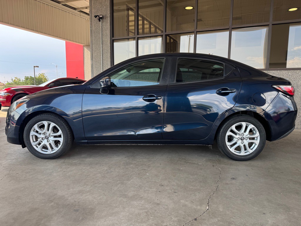2018 Toyota Yaris Image 27
