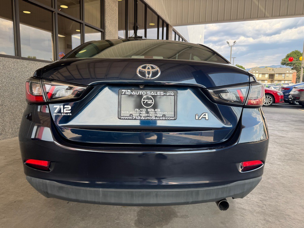 2018 Toyota Yaris Image 31