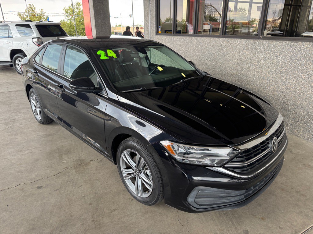 2024 Volkswagen Jetta Image 4