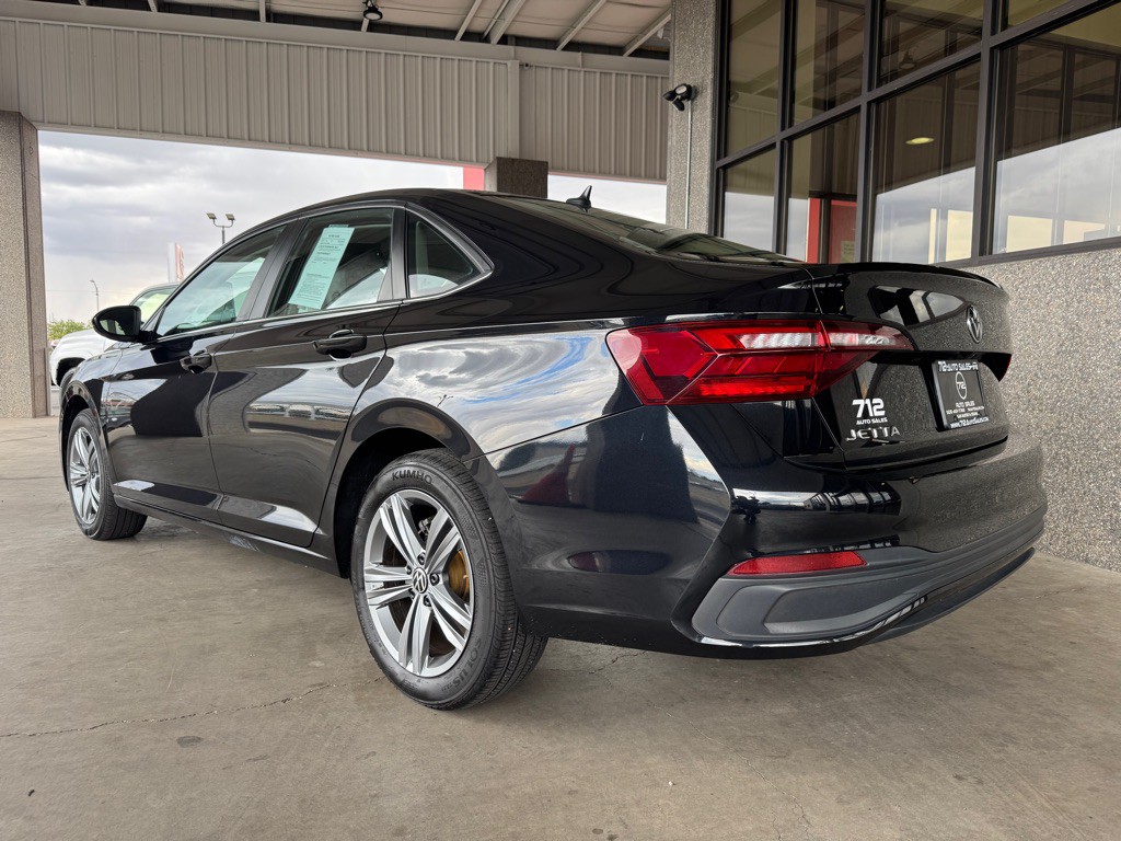 2024 Volkswagen Jetta Image 30