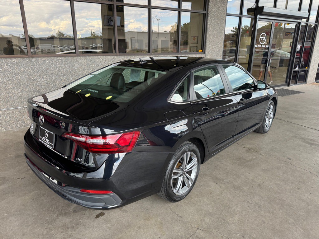 2024 Volkswagen Jetta Image 33