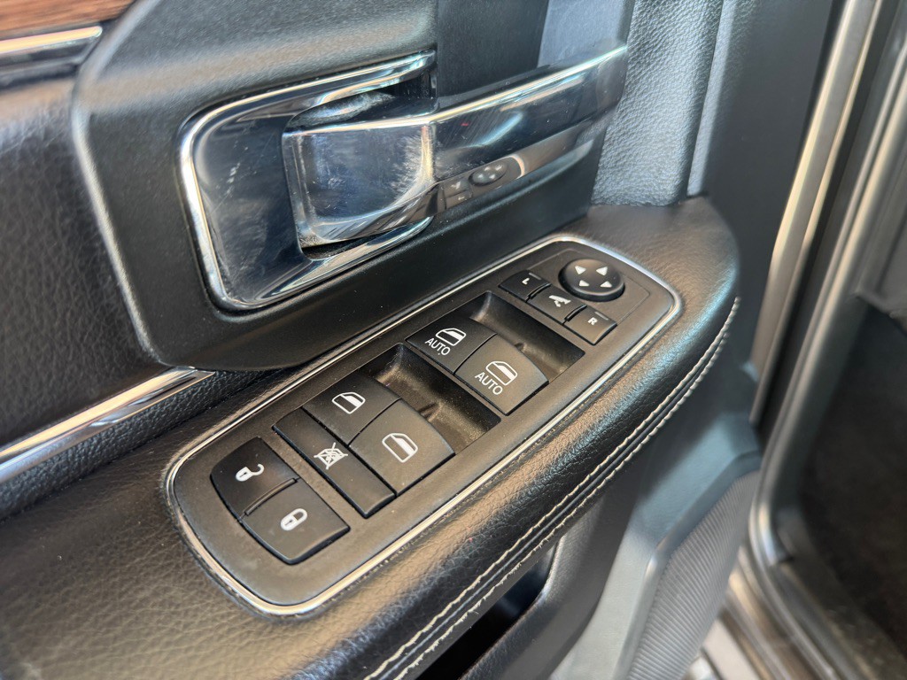 2017 RAM 2500 Image 6