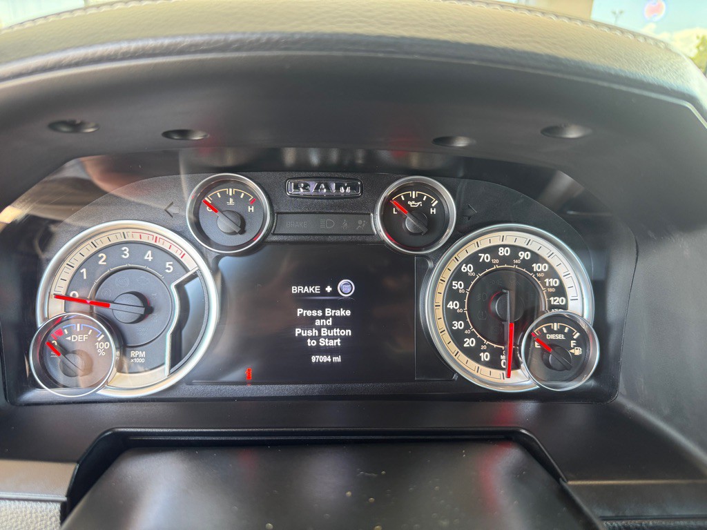 2017 RAM 2500 Image 11