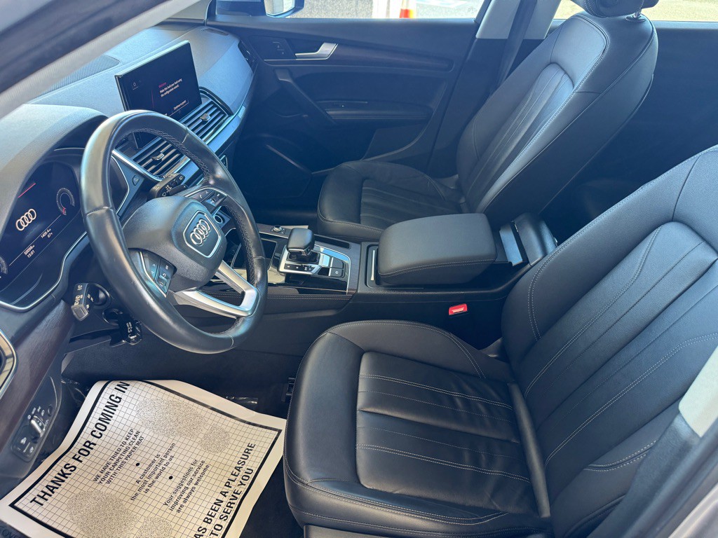 2022 Audi Q5 Image 6
