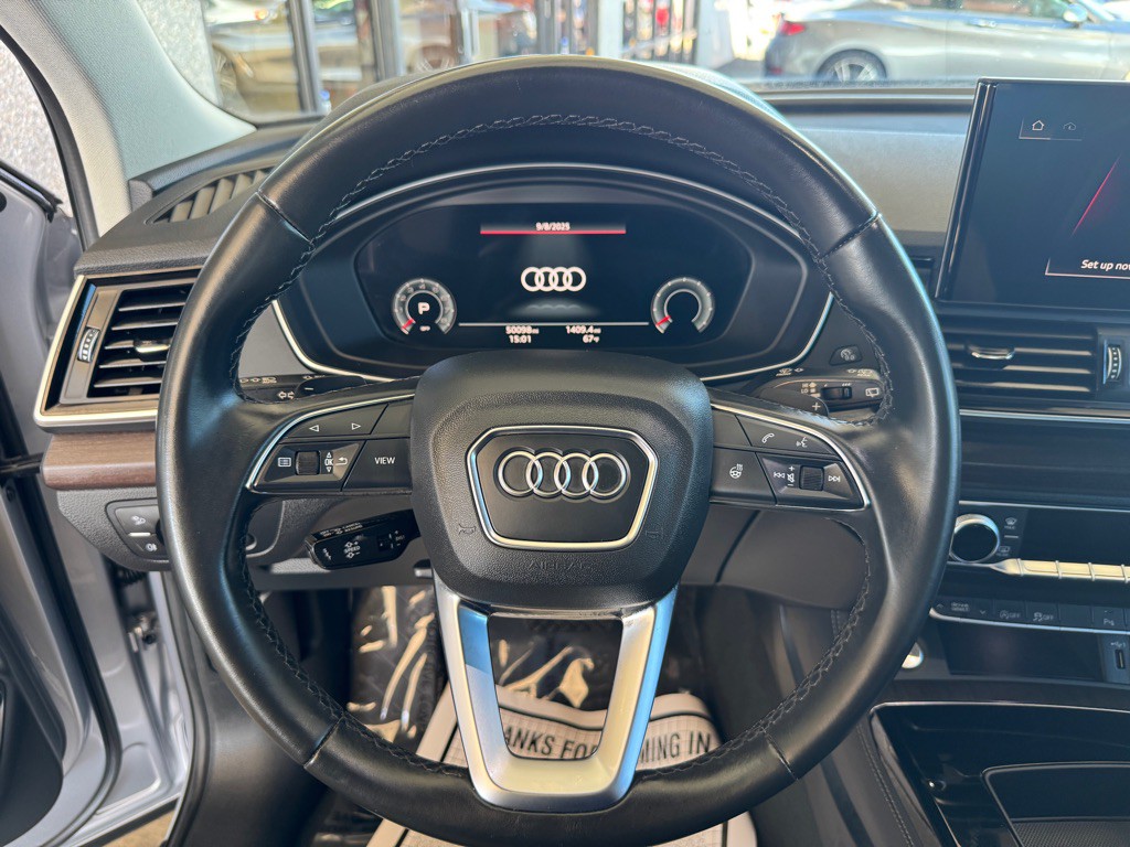 2022 Audi Q5 Image 9