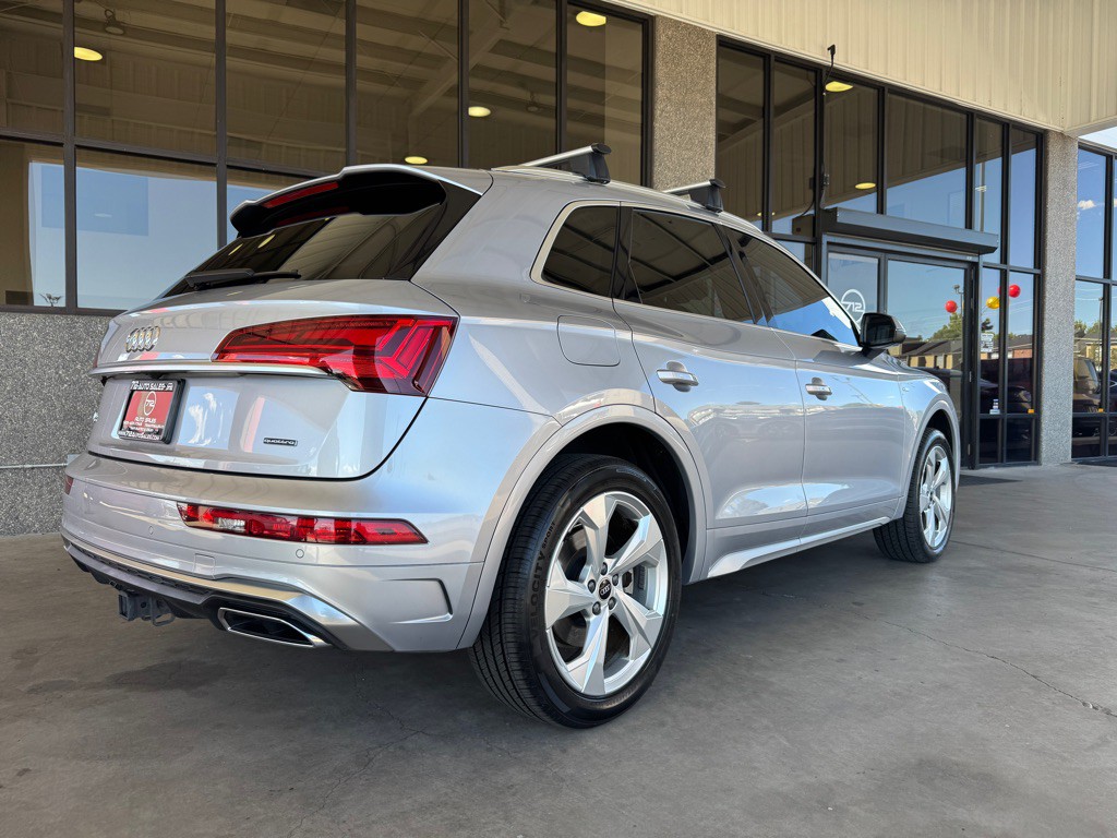 2022 Audi Q5 Image 36