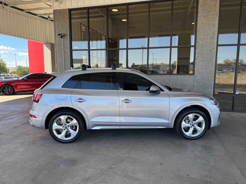 2022 Audi Q5 Image 37