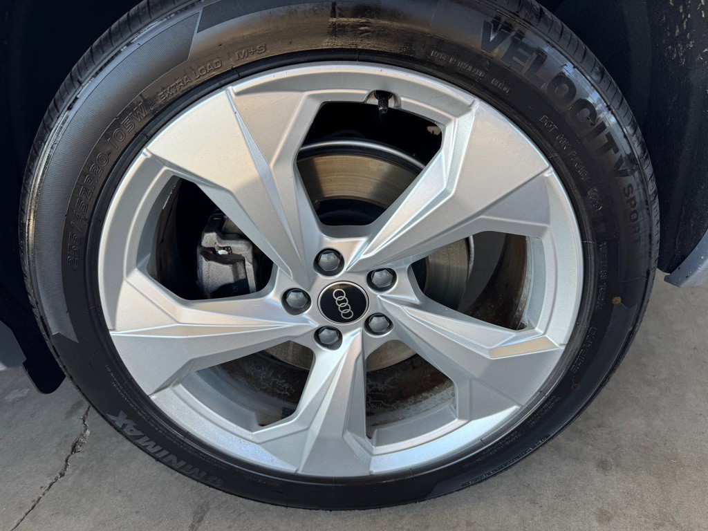 2022 Audi Q5 Image 44