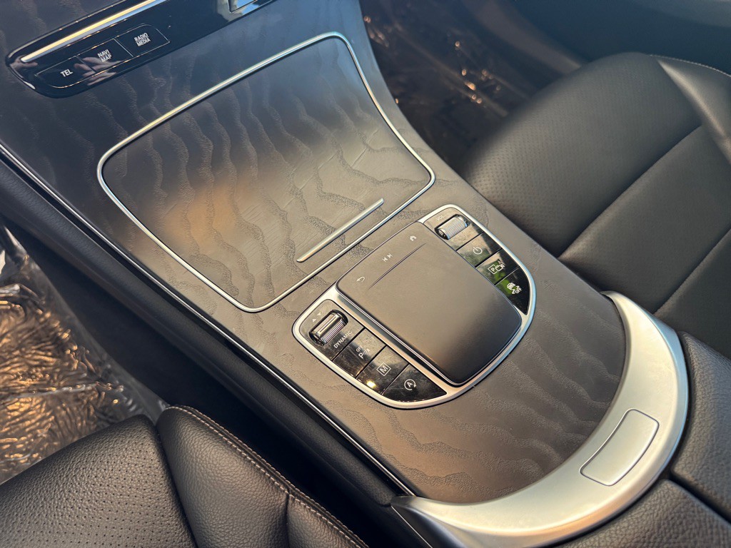 2022 Mercedes-Benz GLC-Class Image 13