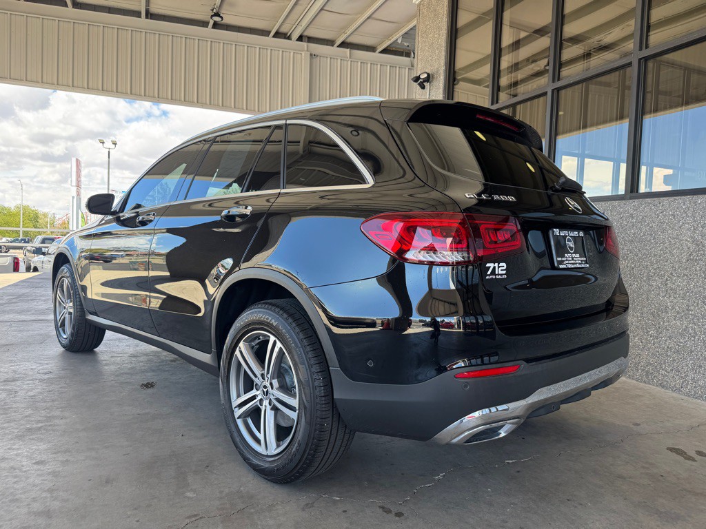 2022 Mercedes-Benz GLC-Class Image 31