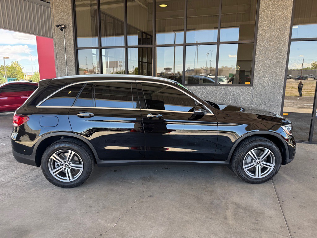 2022 Mercedes-Benz GLC-Class Image 37