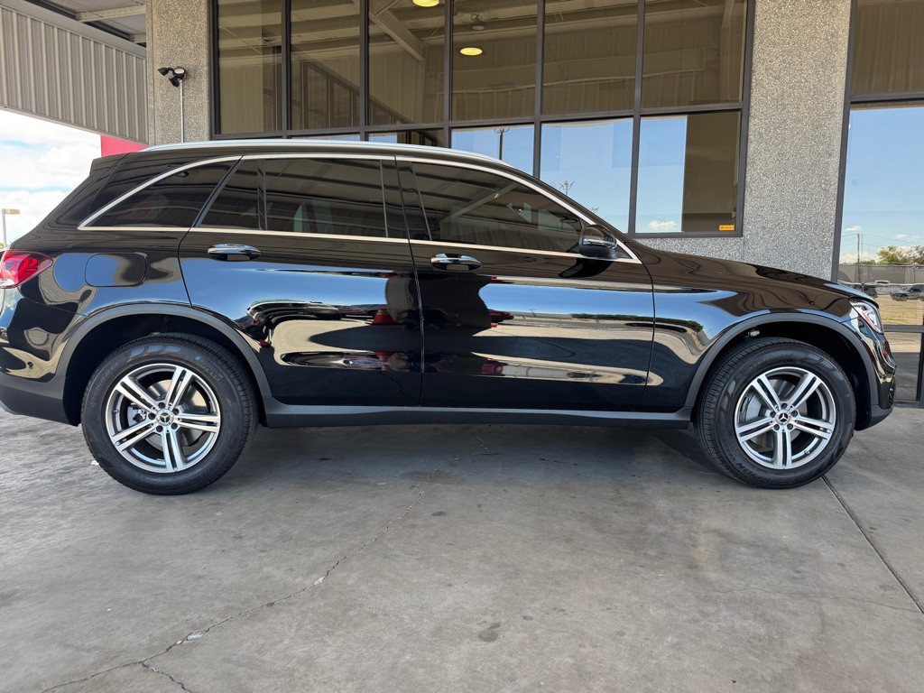 2022 Mercedes-Benz GLC-Class Image 38