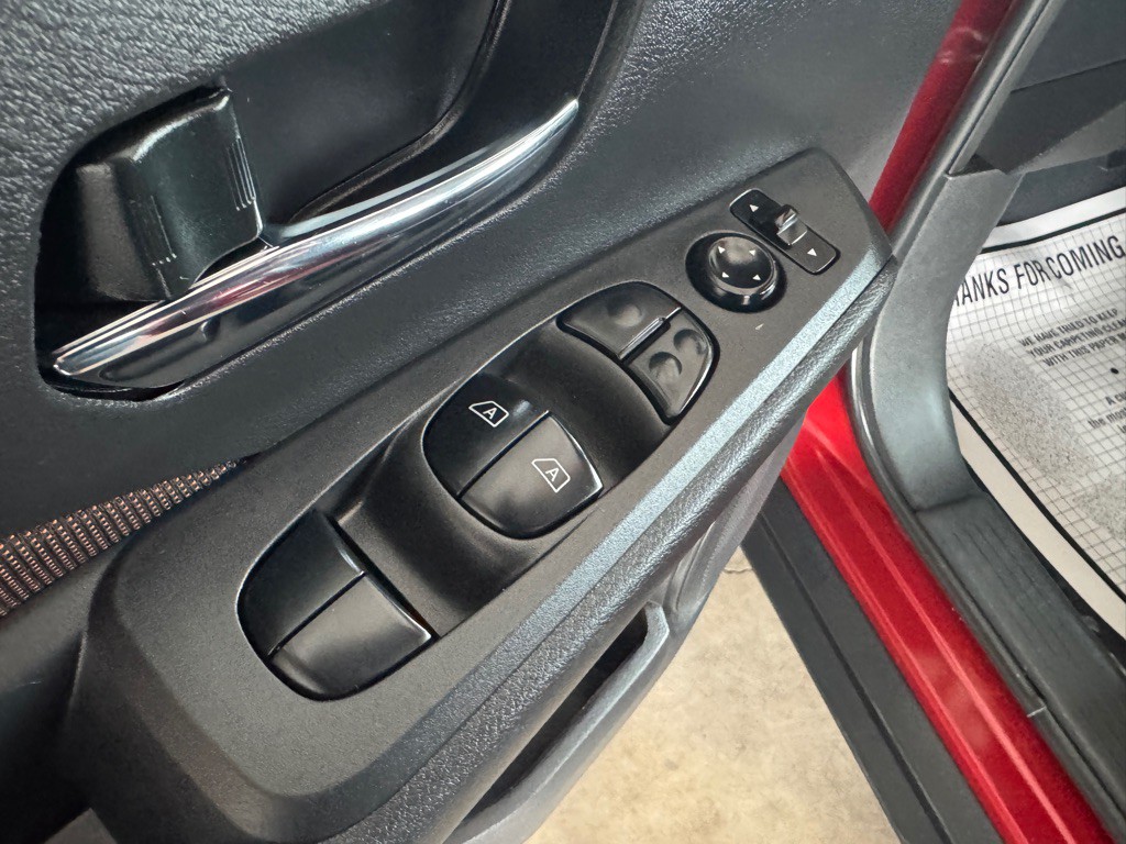 2023 Nissan Kicks Image 5