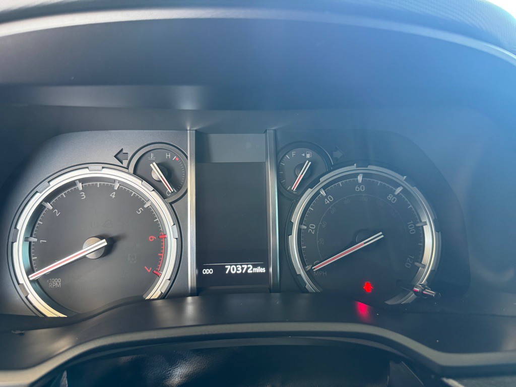2021 Toyota 4Runner Image 10