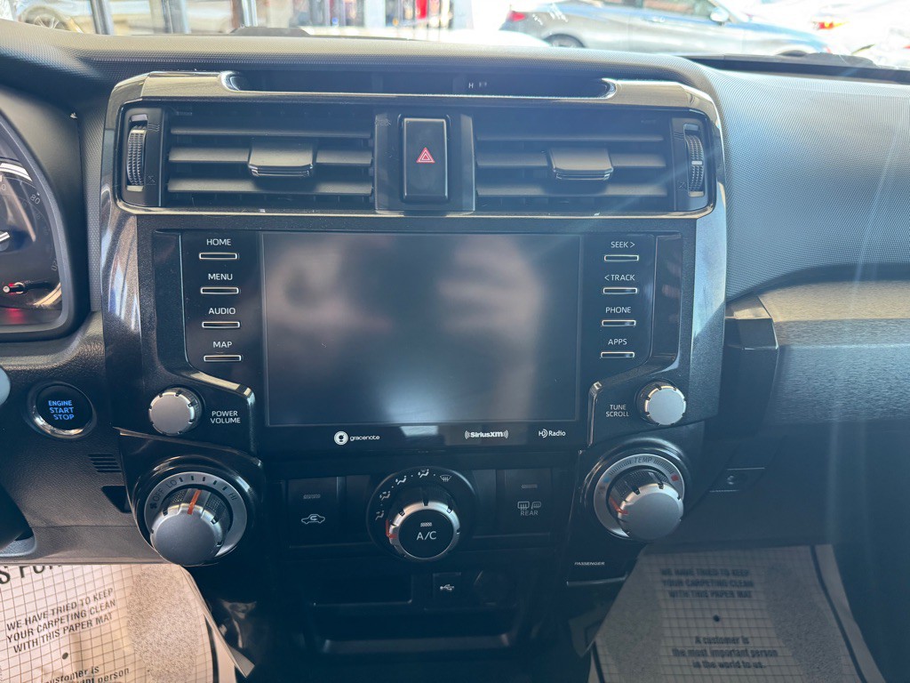 2021 Toyota 4Runner Image 13