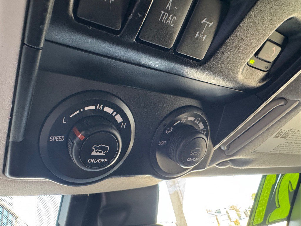 2021 Toyota 4Runner Image 17