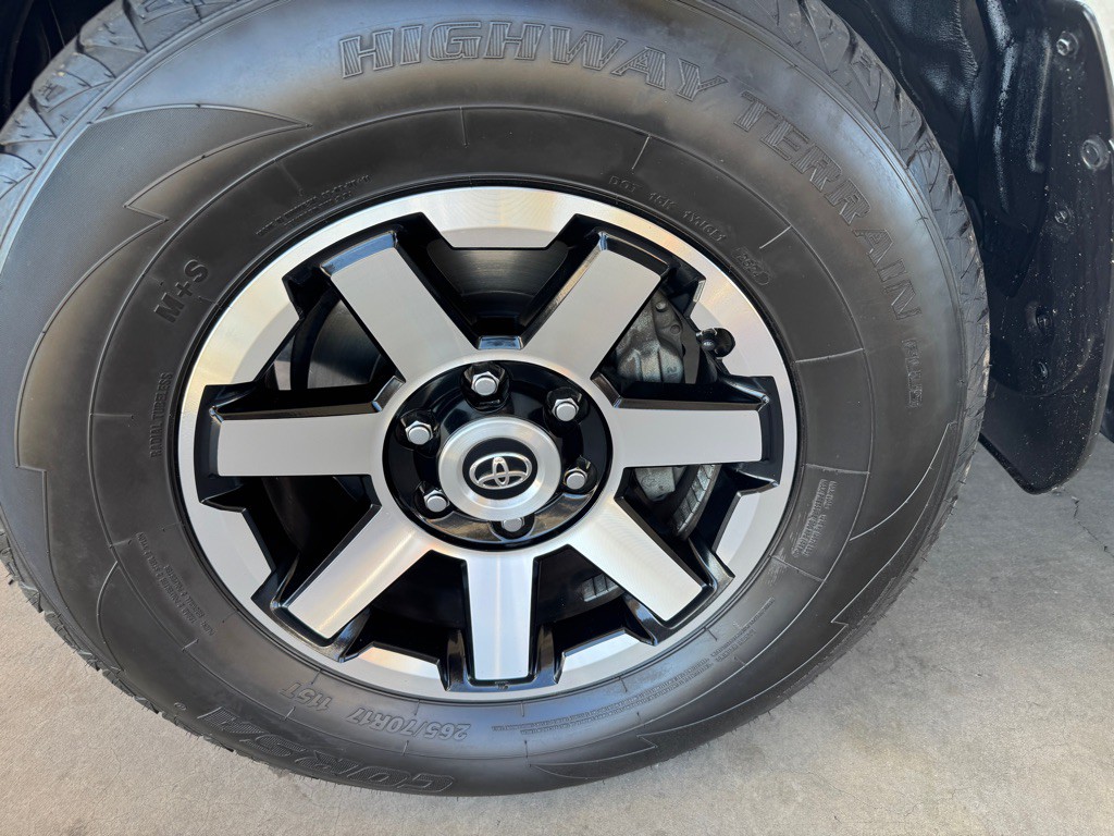 2021 Toyota 4Runner Image 45