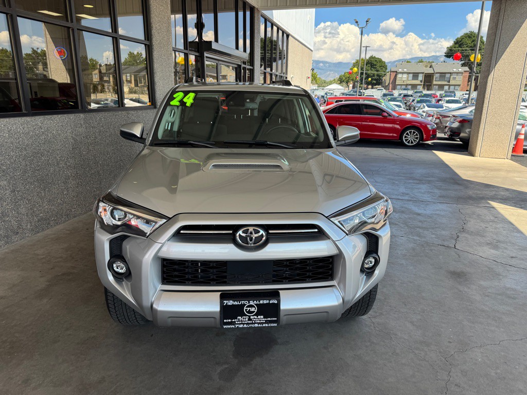 2024 Toyota 4Runner Image 25