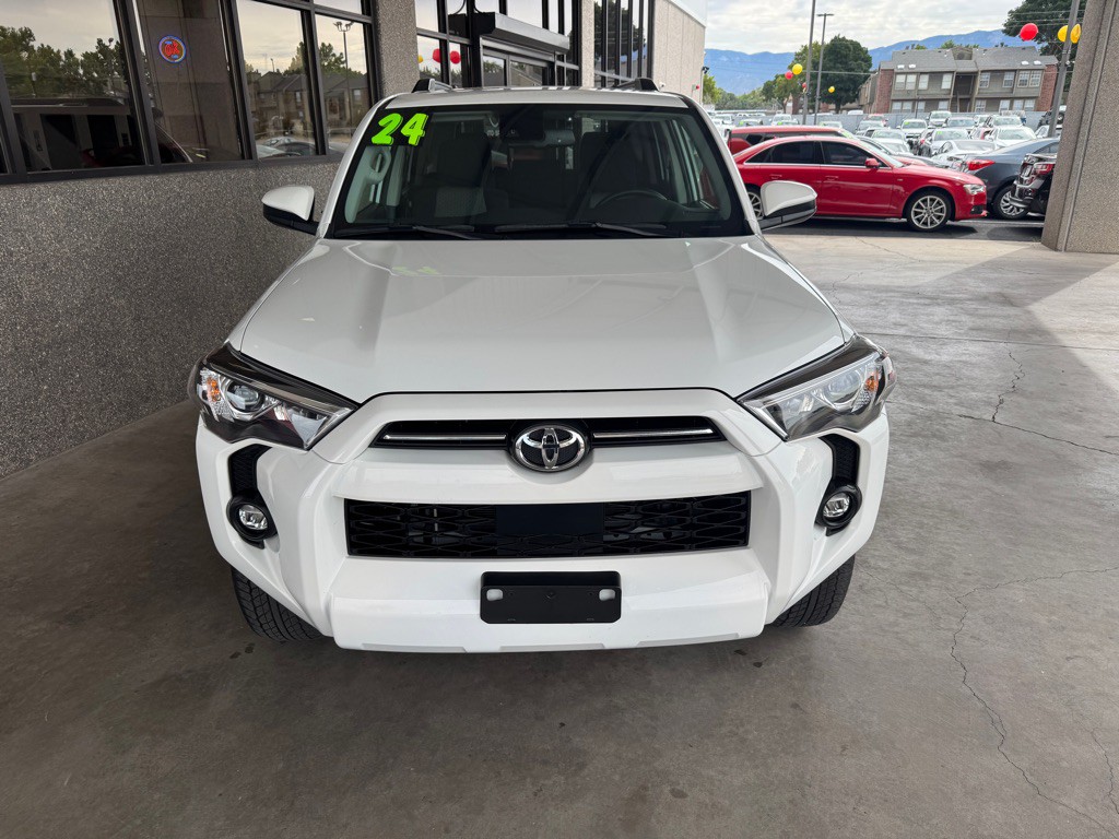 2024 Toyota 4Runner Image 25