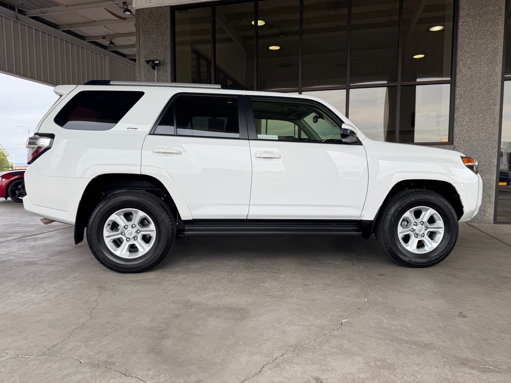 2024 Toyota 4Runner Image 39