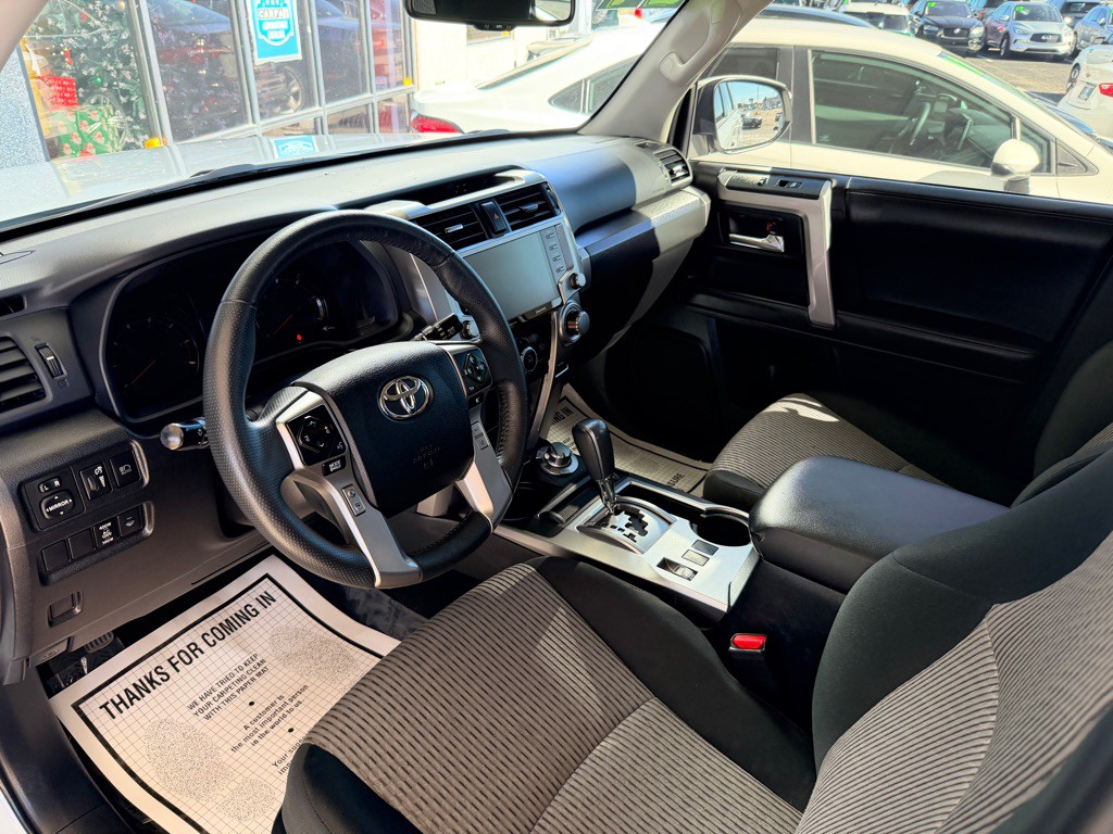 2024 Toyota 4Runner Image 8