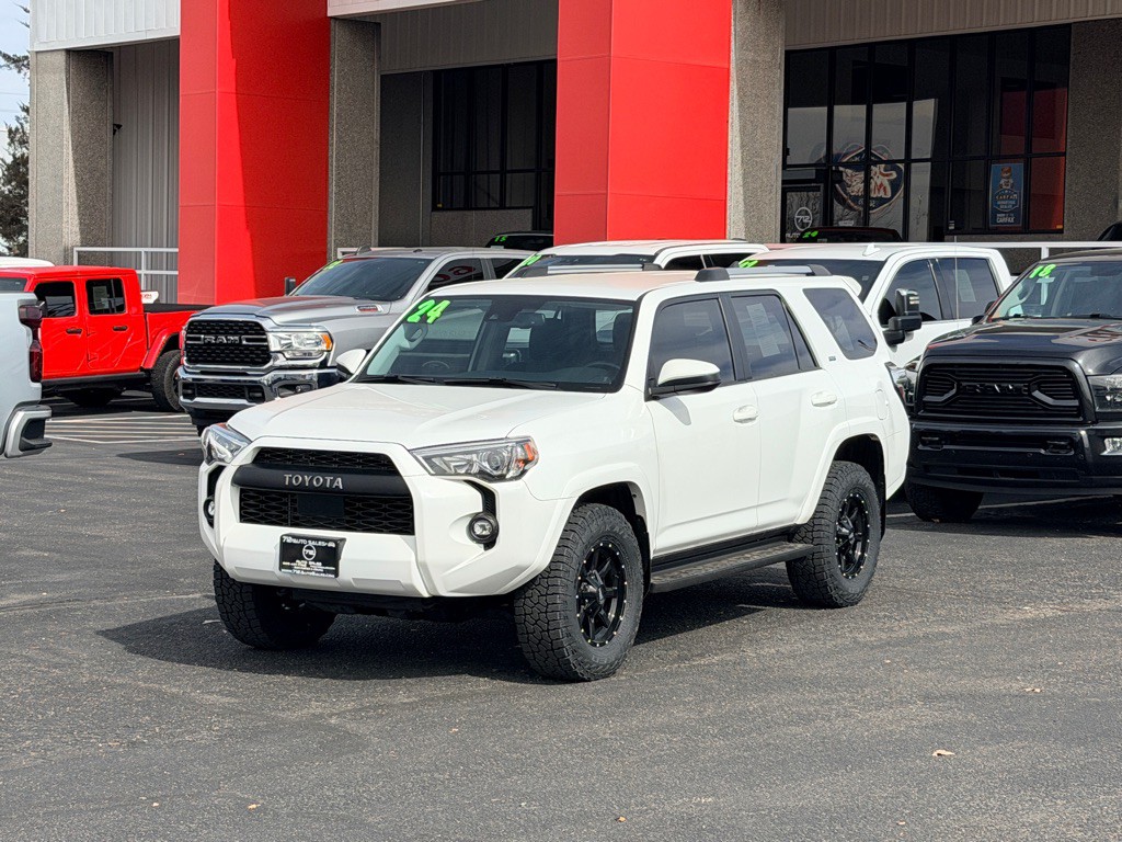 2024 Toyota 4Runner Image 24
