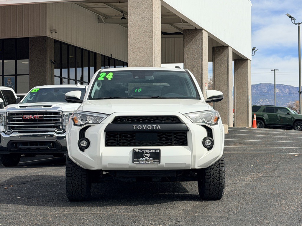 2024 Toyota 4Runner Image 27