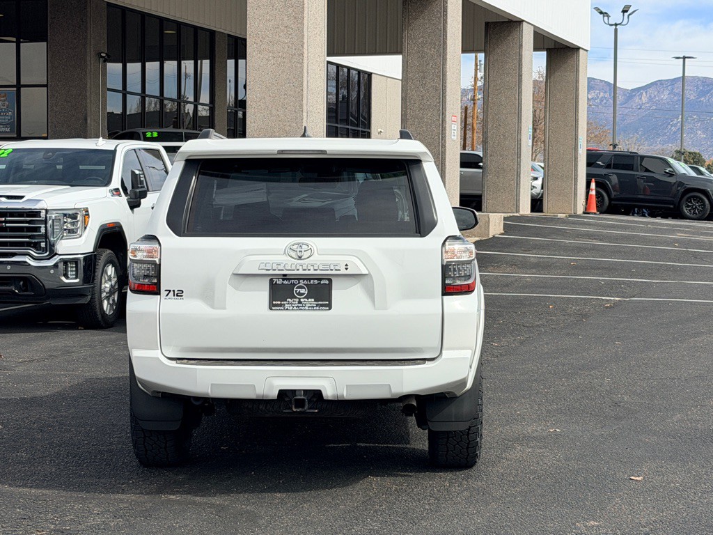 2024 Toyota 4Runner Image 33