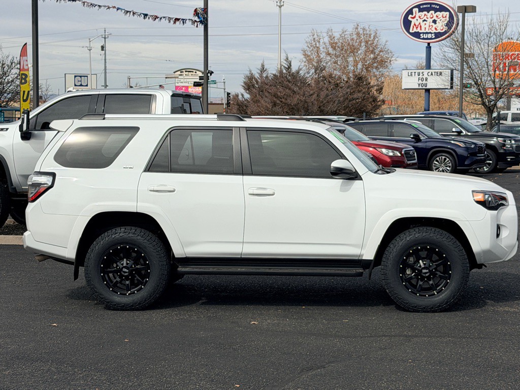 2024 Toyota 4Runner Image 37