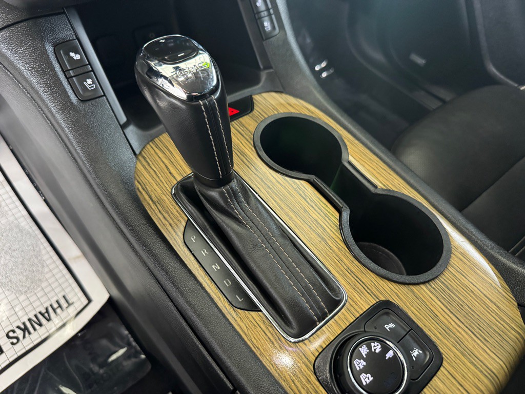 2018 GMC Acadia Image 12